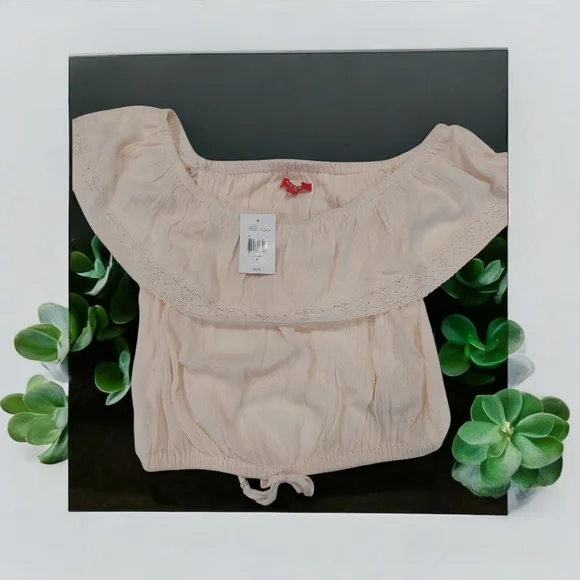 Cuess,Cream Cap Sleeve Blouse with Ruffled Tie Front - Picture 6 of 6